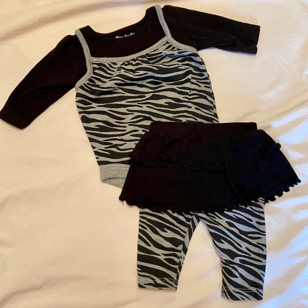 Matching newborn girl set